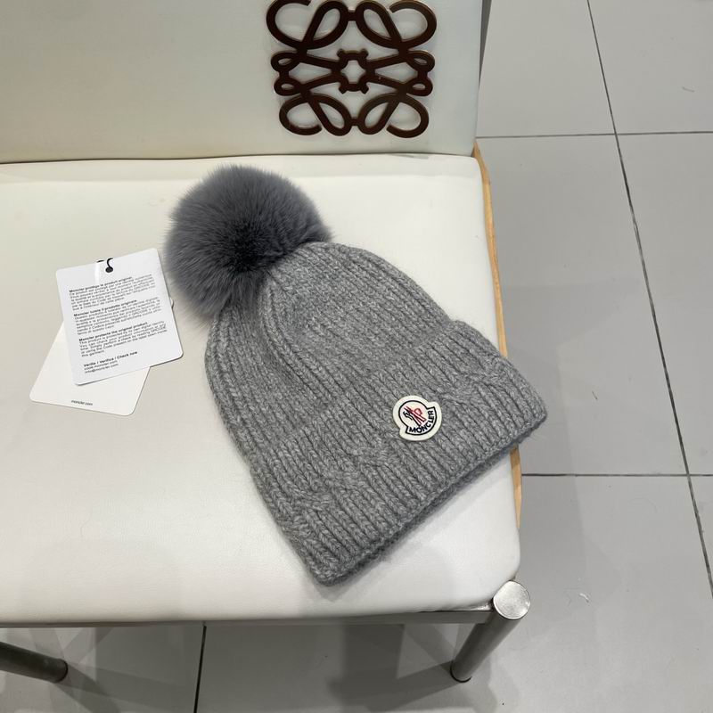 Moncler hat (535)