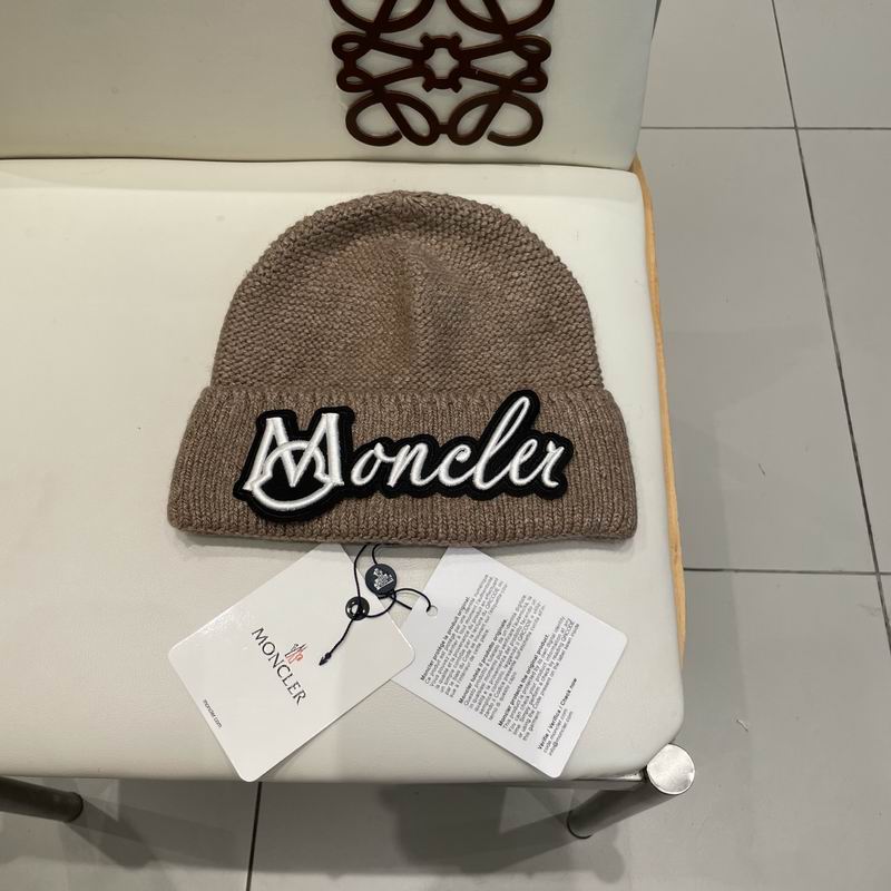 Moncler hat (547)