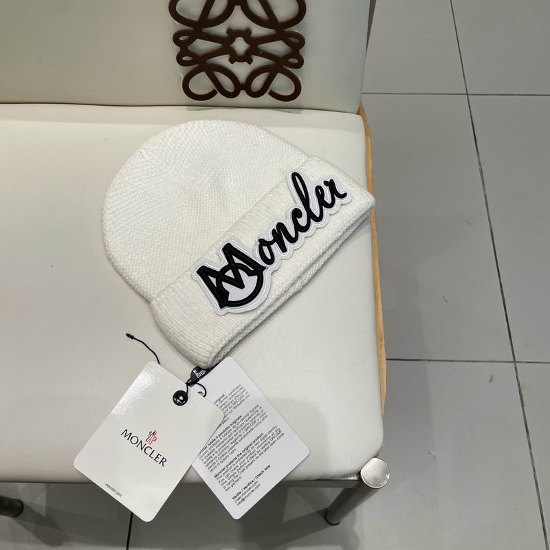 Moncler hat (591)