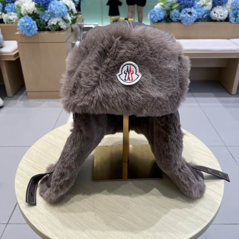 Moncler hat (594)