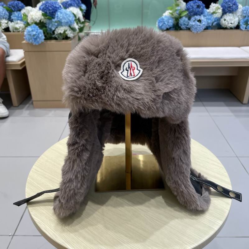 Moncler hat (608)