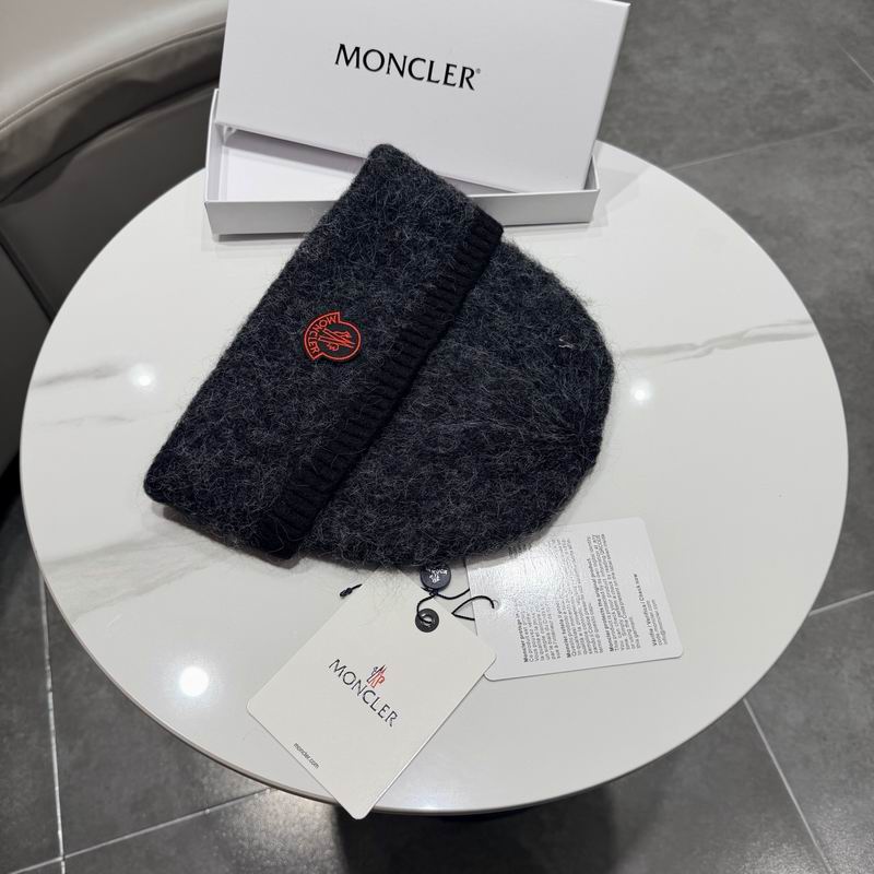 Moncler hat (648)