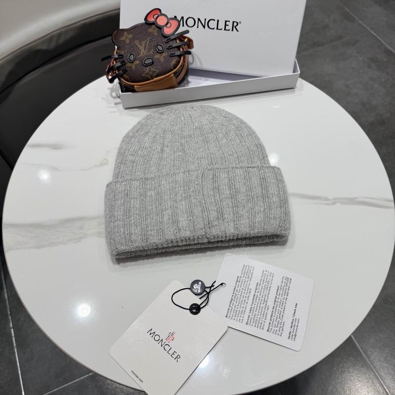 Moncler hat (739)