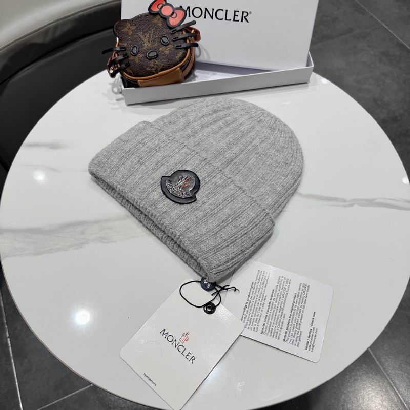 Moncler hat (744)