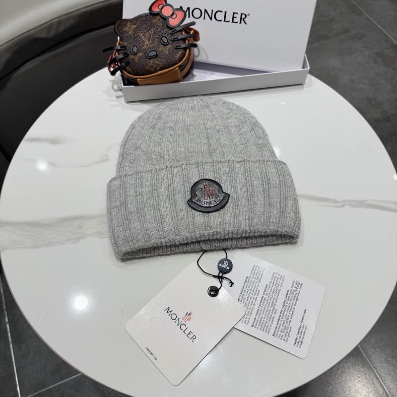 Moncler hat (745)