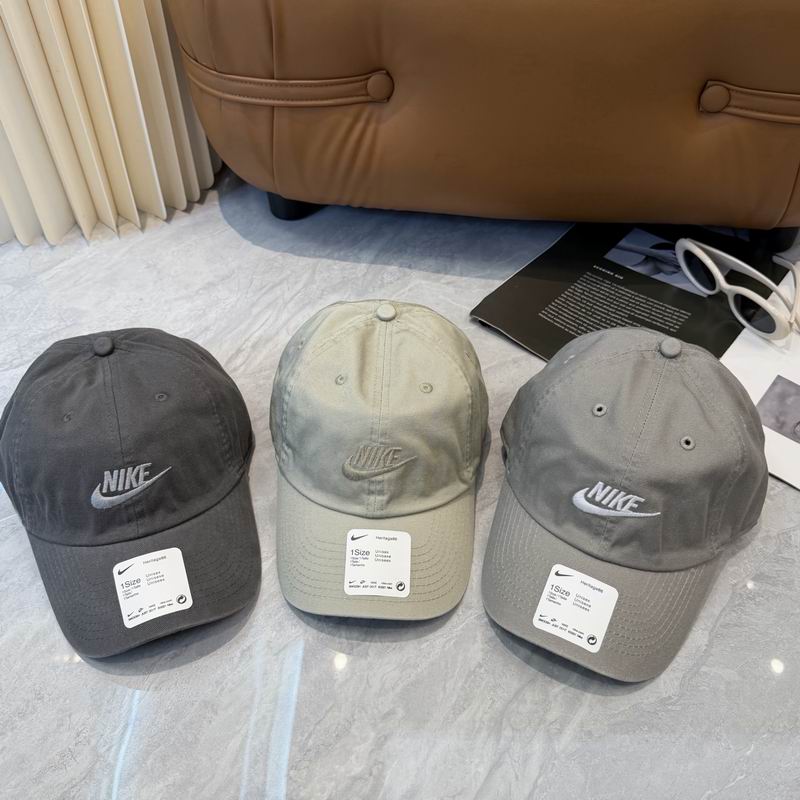 Nike Cap (1370)