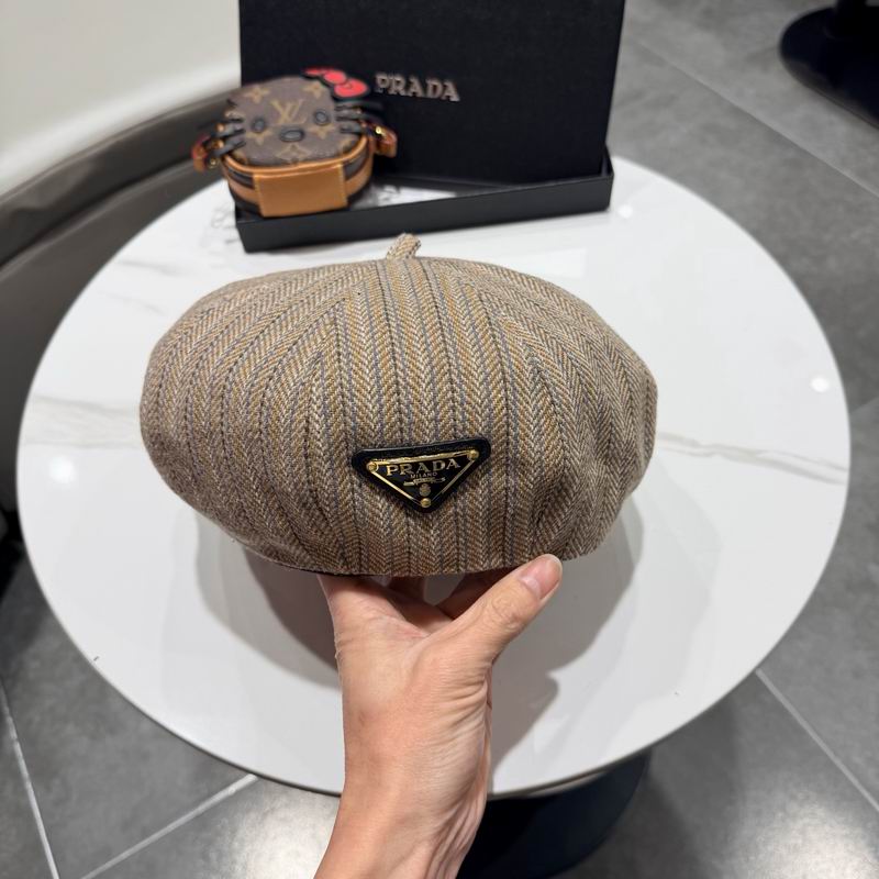 Prada Beret (114)