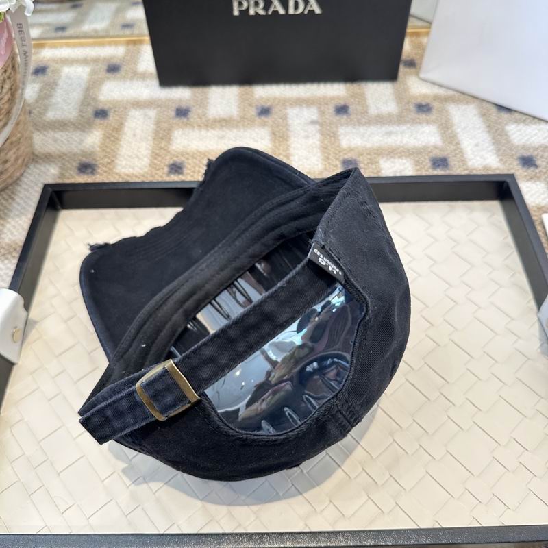 Prada Cap (3957)