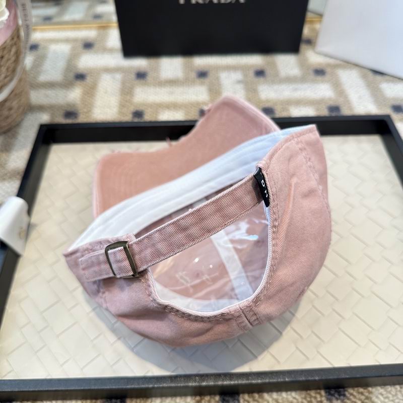 Prada Cap (3966)