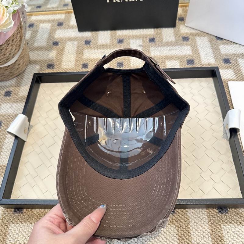 Prada Cap (3977)