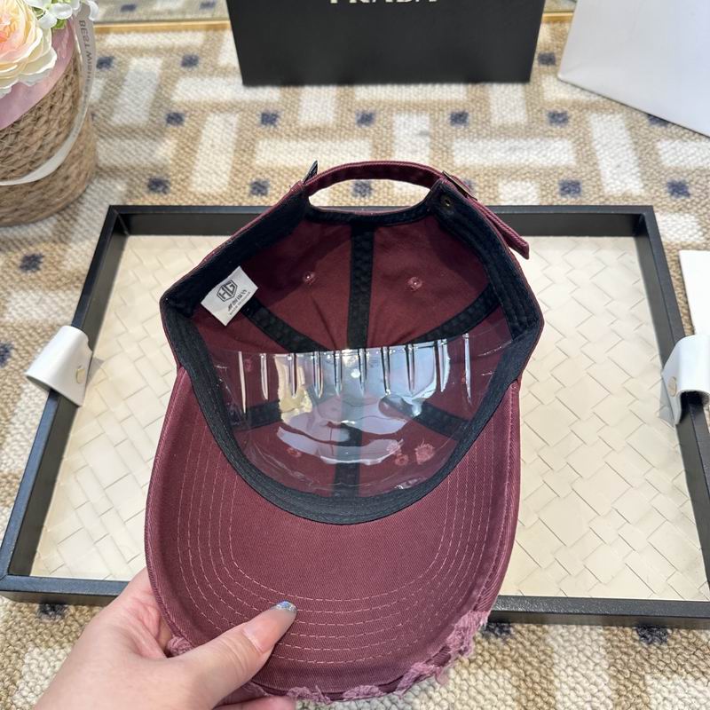 Prada Cap (3986)