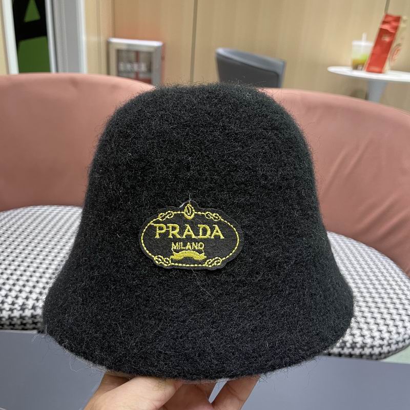 Prada Hat (2043)