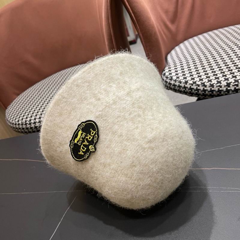 Prada Hat (2062)