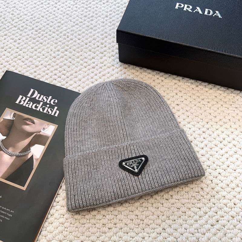 Prada hat (2685)