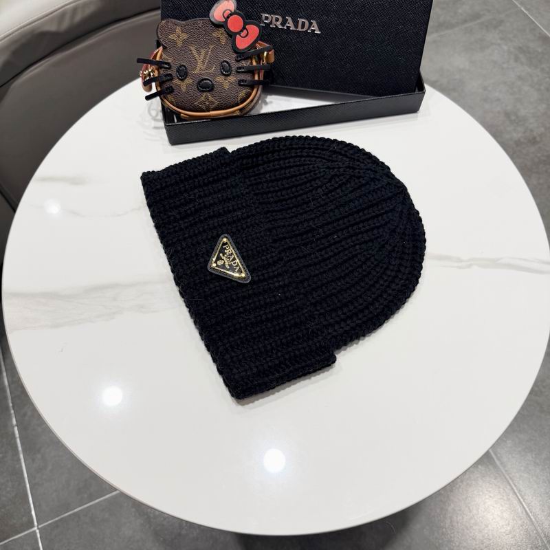 Prada hat (682)