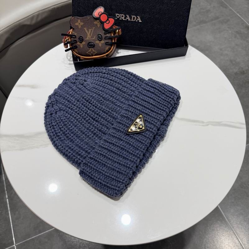 Prada hat (690)