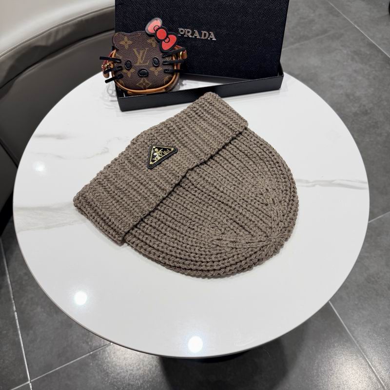 Prada hat (694)