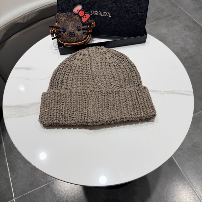 Prada hat (695)