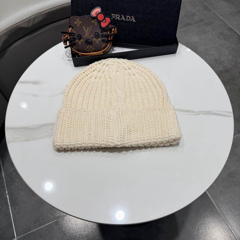 Prada hat (704)