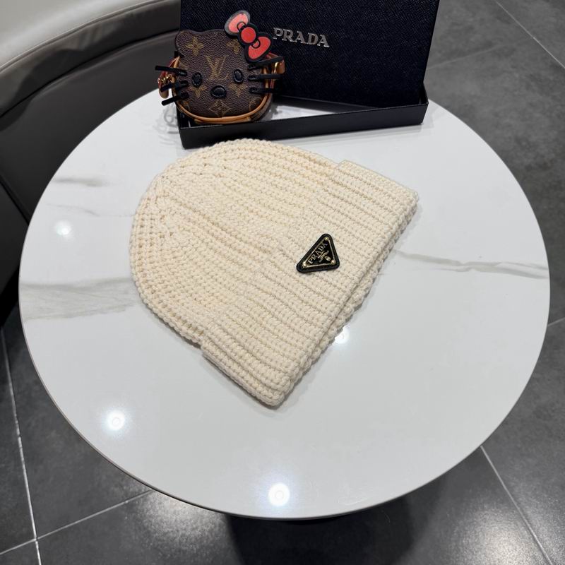 Prada hat (708)