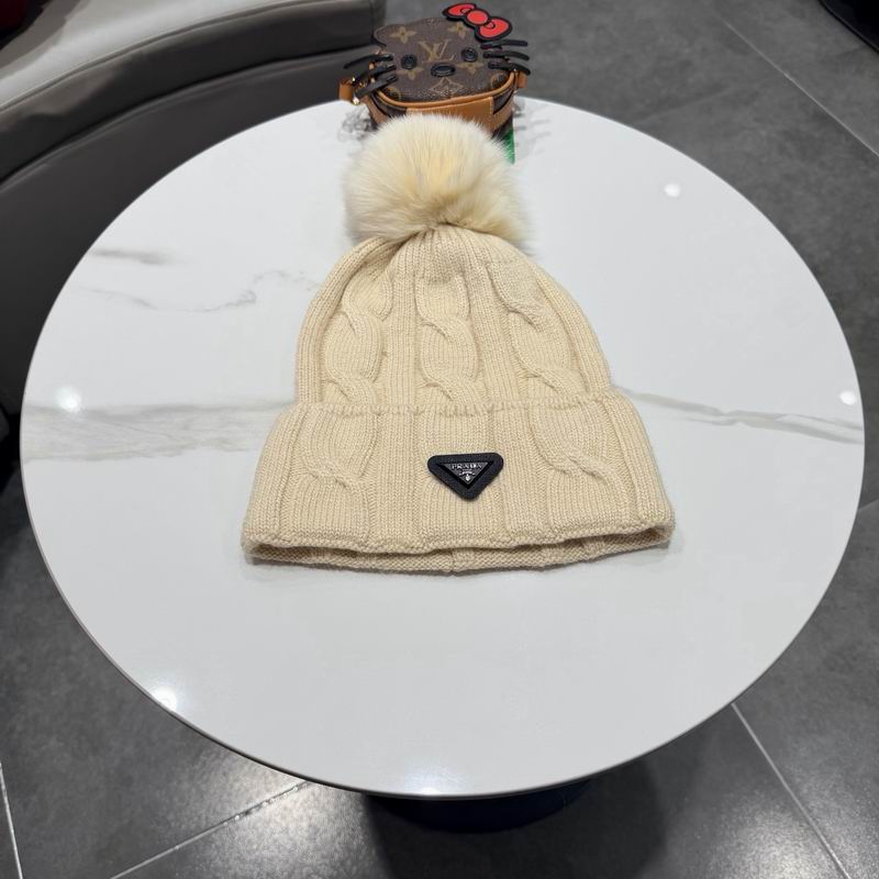 Prada hat (834)