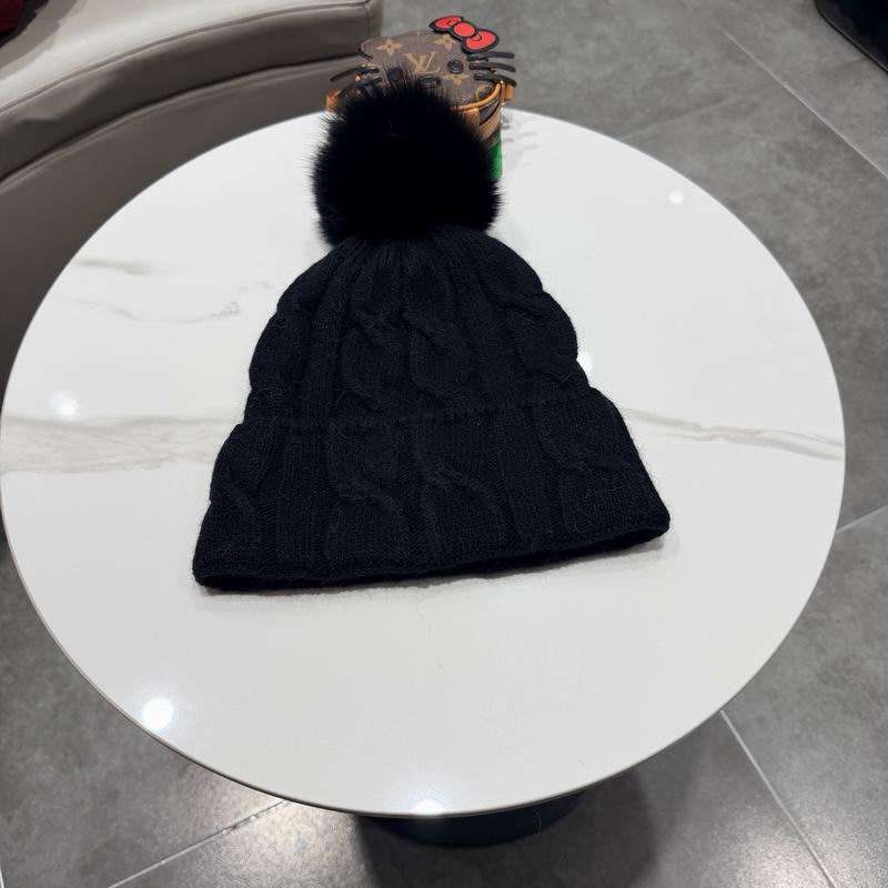 Prada hat (840)