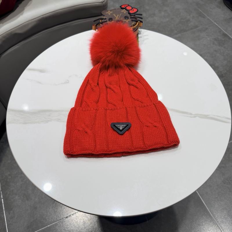 Prada hat (852)