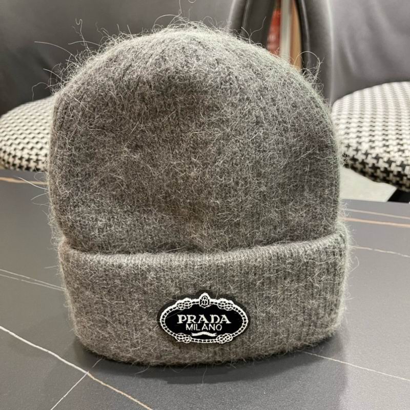Prada hat (989)