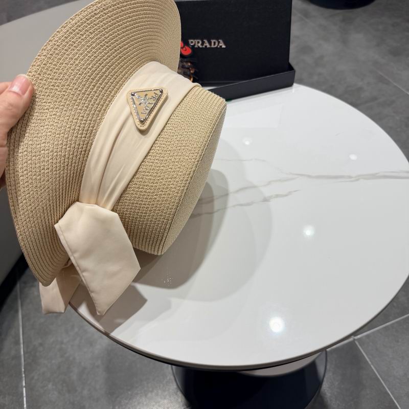 Prada top hat (192)