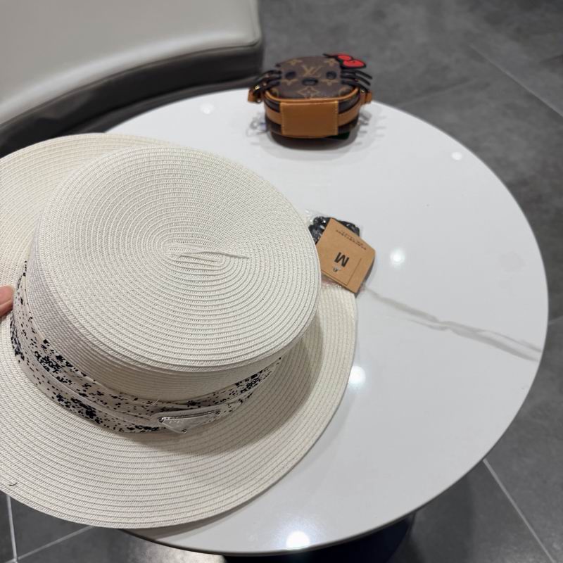 Prada top hat (370)