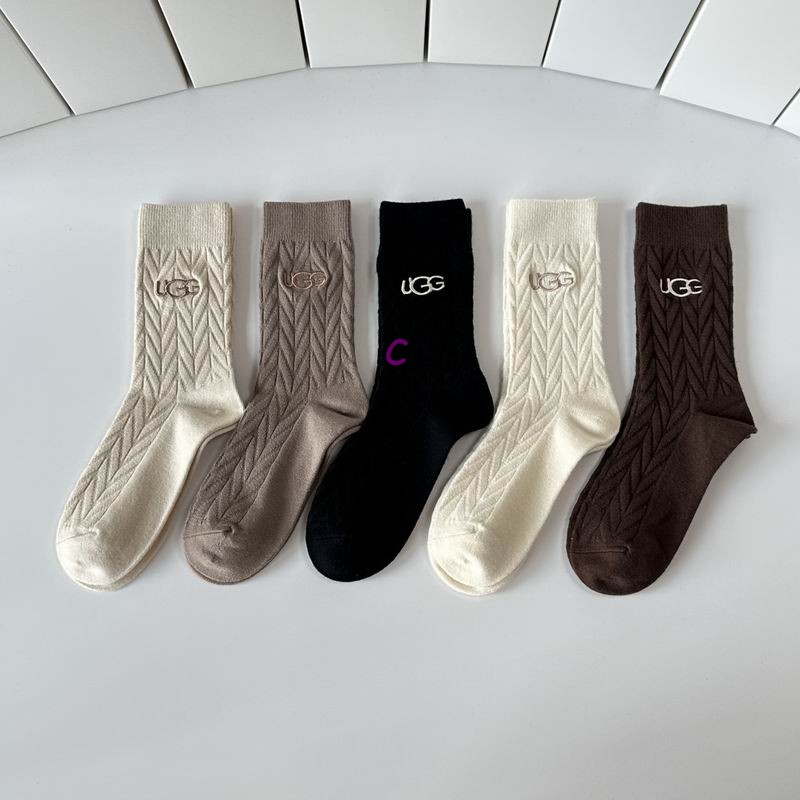UGG Socks (100)