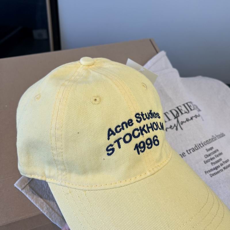 Acne Cap (895)