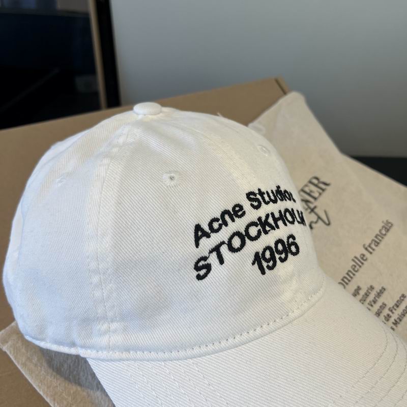 Acne Cap (918)