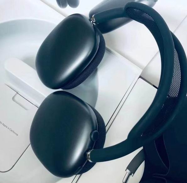 Air Pods MaX     (1)