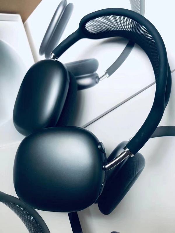 Air Pods MaX     (3)