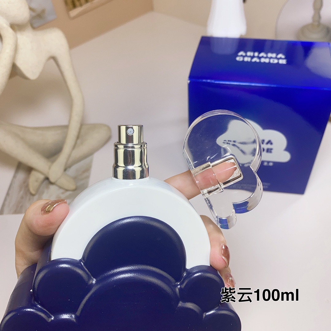 Ariana Grande 100ml    (4)