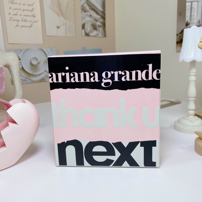 Ariana Grande woman 100ml  (2)
