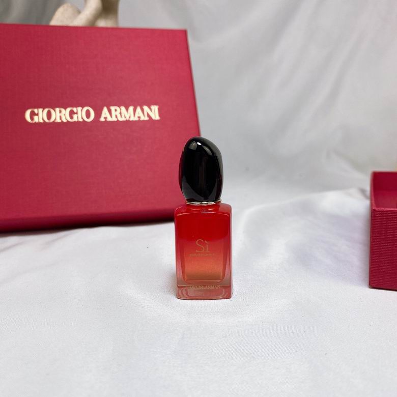 Armani 4x7ml    (8)