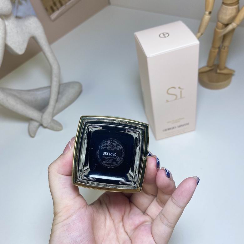 Armani Women 100ml    (3)