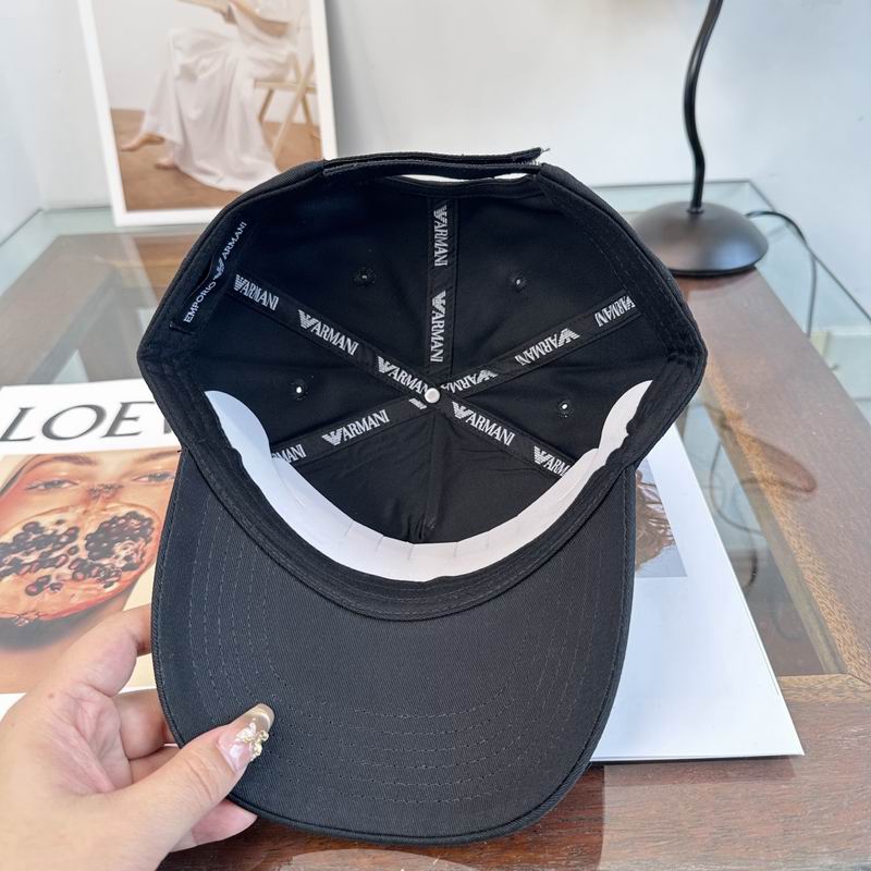 Armani cap dx (600)