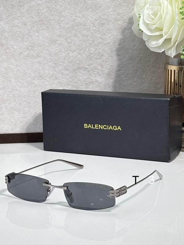BALENCIAGA 0318 c03