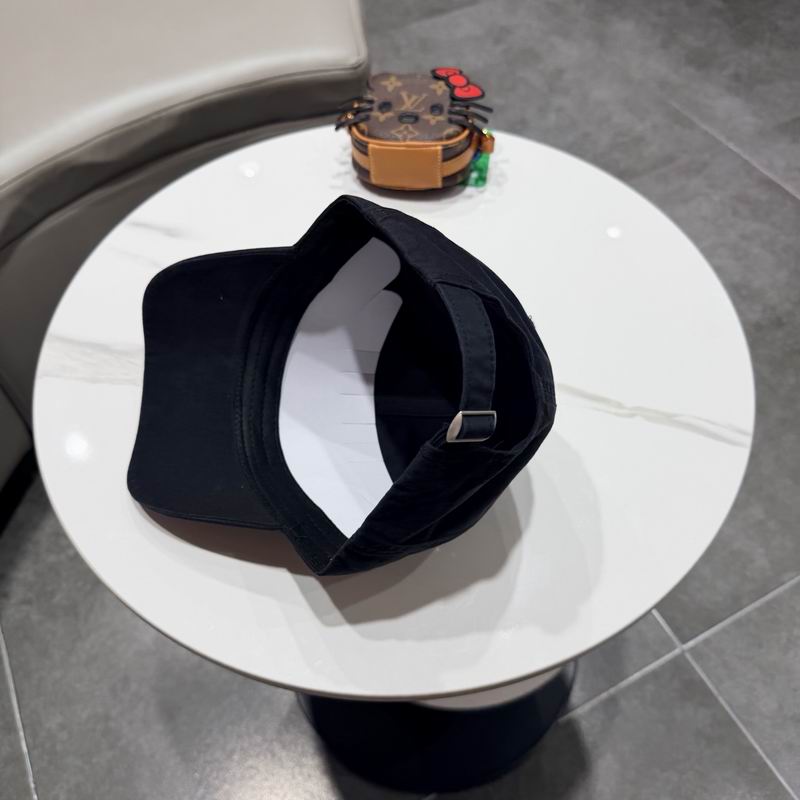 Balenciaga Cap (1760)