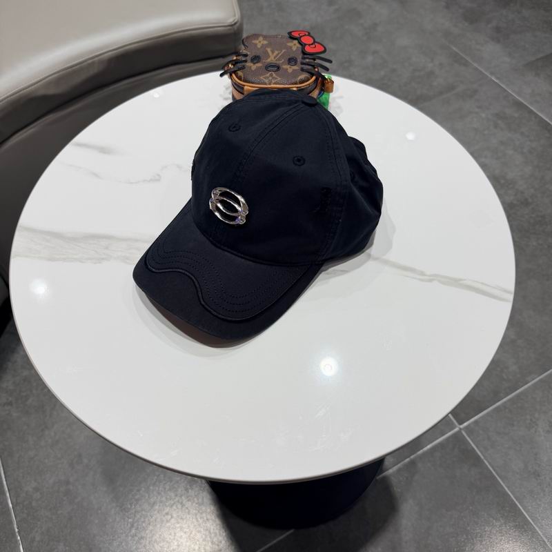 Balenciaga Cap (1766)