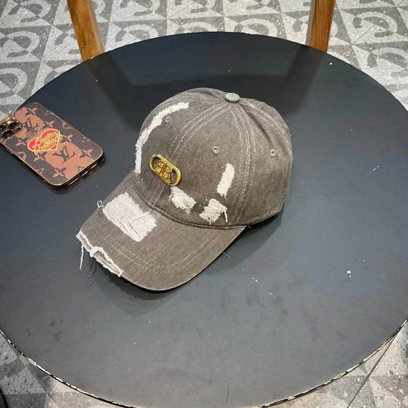 Balenciaga Cap (3698)