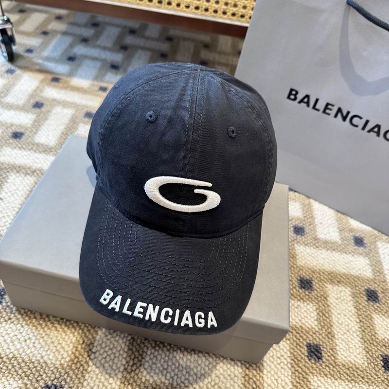 Balenciaga Cap (6061)