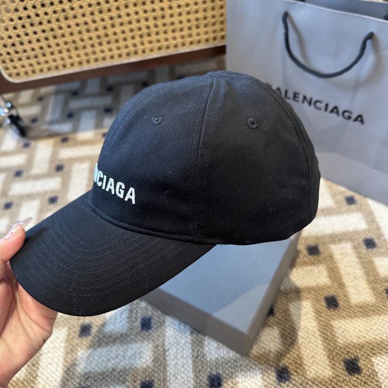 Balenciaga Cap (6067)