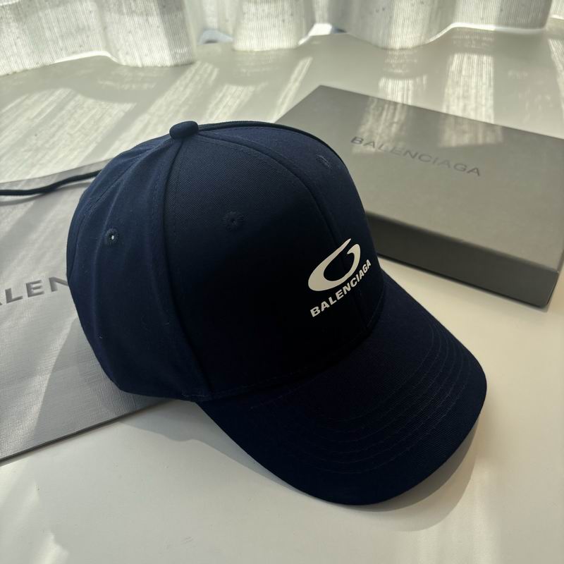 Balenciaga Cap (6202)