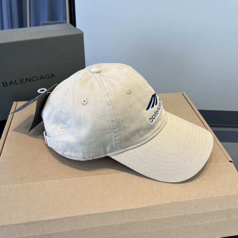 Balenciaga Cap (676)