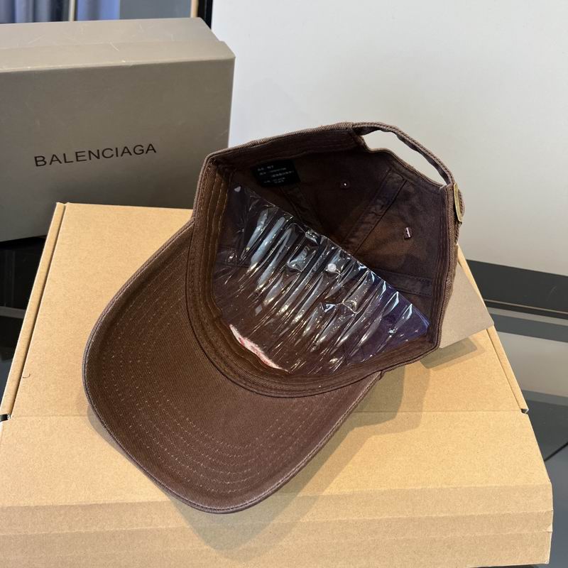 Balenciaga Cap (714)