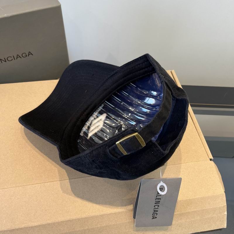 Balenciaga Cap (730)